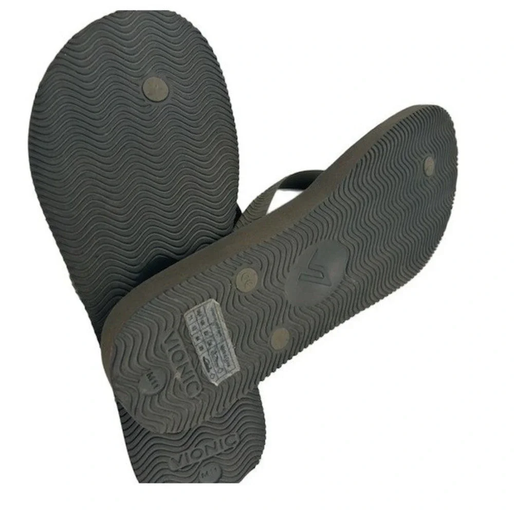 Vionic Beach Flip Flop Sandals Men's Size 11 Mud Rubber Topographic Slip On